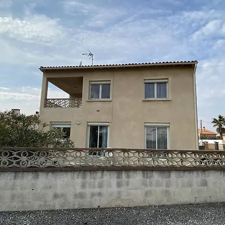 Апартаменты 3 Pieces Avec Terrasse Et Parking A Canet-plage - Fr-1-696-101 *